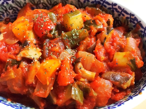 【夫婦のおつまみ】夏野菜たっぷり♡ラタトゥイユ